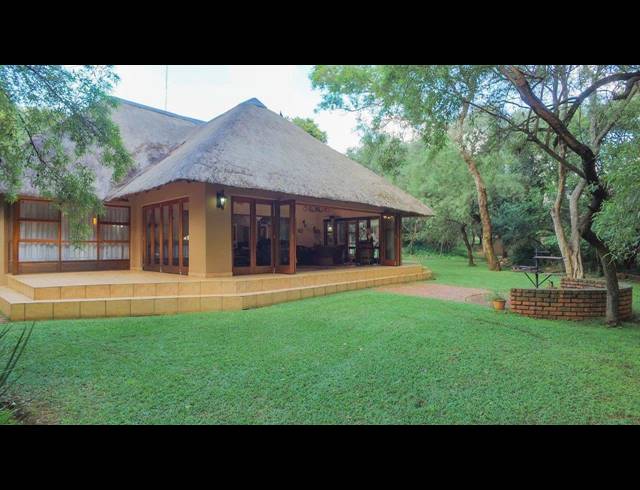 4 BEDROOM HOUSE FOR SALE IN LAKELAND ESTATE